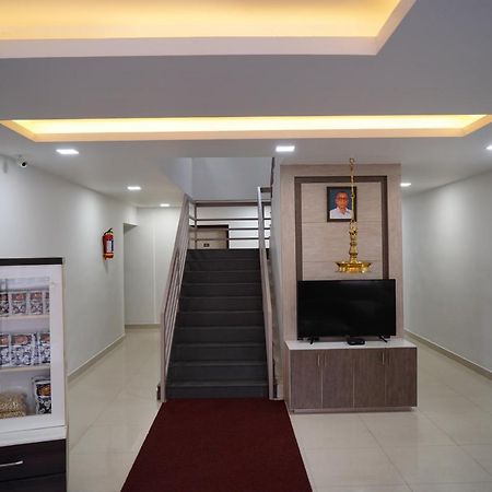 Chandra Inn Kollam Exteriör bild