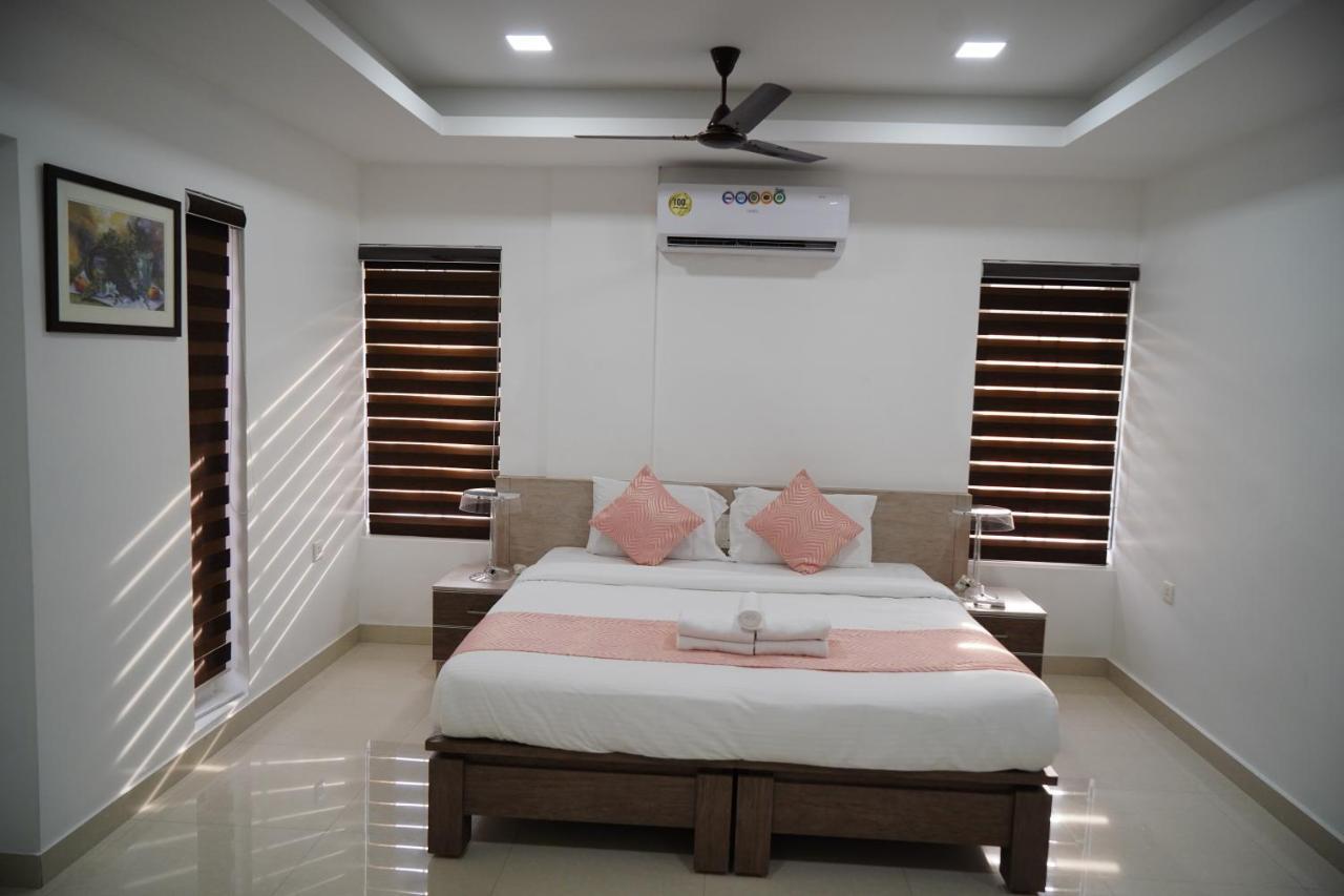Chandra Inn Kollam Exteriör bild